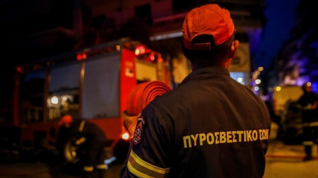 Πάτρα: Κατέβηκαν από την ταράτσα για να σώσουν εγκλωβισμένο παιδάκι