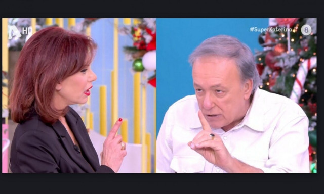 Γκιωνάκη – Μικρούτσικος: Άγριος καβγάς on air: «Δεν σας επιτρέπω»