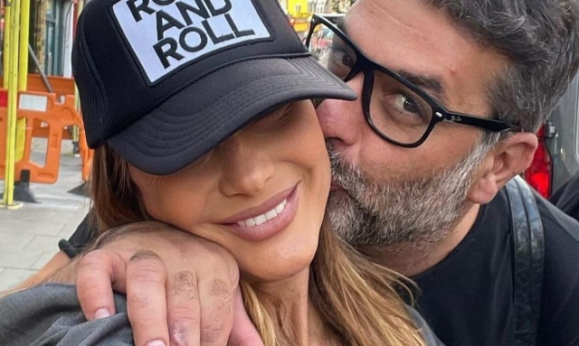 Βασίλης Μπισμπίκης: Η τρυφερή ανάρτηση με την Δέσποινα Βανδή - «Ζωή μου»