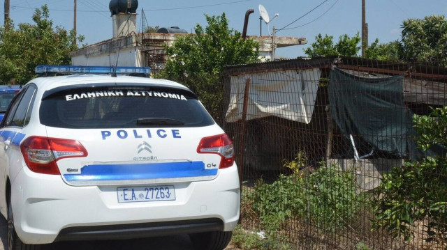 Γρεβενά: Κλέφτες εισέβαλλαν σε σπίτια χωριού, μαγείρεψαν με την ησυχία τους στο καφενείο και έφυγαν