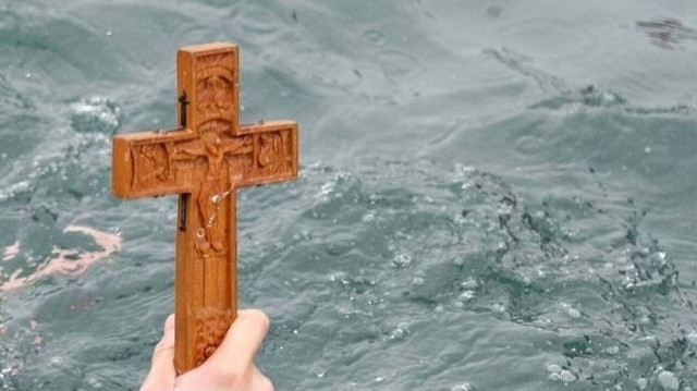 Θεοφάνεια: Με λαμπρότητα και κατάνυξη οι εορτασμοί σε όλη τη χώρα