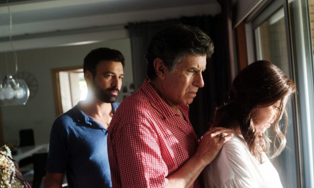 Τρία δυνατά χαρτιά ετοιμάζονται για πρεμιέρα – Θα μοιράσουν την τράπουλα της τηλεθέασης