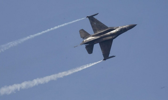 Νέες τουρκικές προκλήσεις: Παραβάσεις του FIR Αθηνών από δύο αεροσκάφη και ένα ελικόπτερο