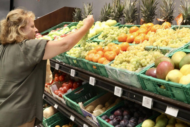 We will take measures that correct the prices, Skrekas says