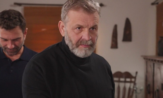 Η Γη της Ελιάς: Επιστρέφει την Κυριακή με νέα επεισόδια - Έρχεται ο Απόστολος Γκλέτσος