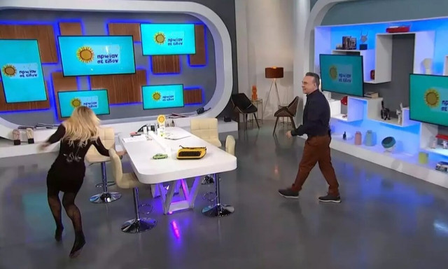 Χαμός στον «αέρα» της ΕΡΤ - Η Τζένη Μελιτά παραλίγο να «φάει» τούμπα στο πλατό