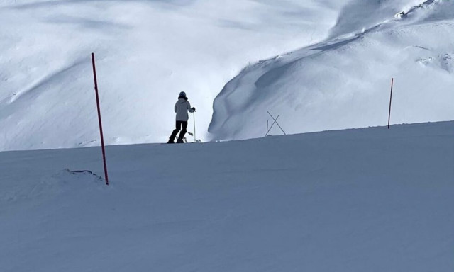 Ανοίγει από αύριο (10/01) για τους επισκέπτες το χιονοδρομικό κέντρο Παρνασσού