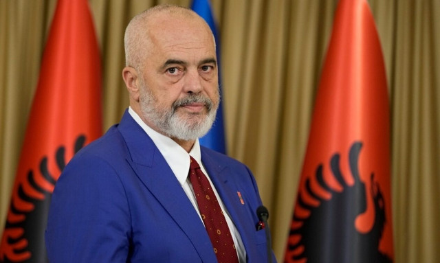 Ο Έντι Ράμα διαψεύδει ότι πρότεινε στον Βαγγέλη Τάβο να αναλάβει τη δημαρχία της Χειμάρρας