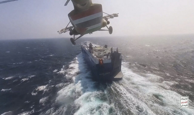 Ερυθρά Θάλασσα: Αντιπλοϊκό πύραυλο εξαπέλυσαν οι Χούθι - Η 27η επίθεση κατά της διεθνούς ναυσιπλοΐας