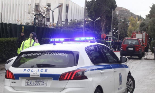 Φάκελος με λευκή σκόνη στη ρωσική πρεσβεία - Συναγερμός στη Μητροπόλεως για ύποπτο αντικείμενο