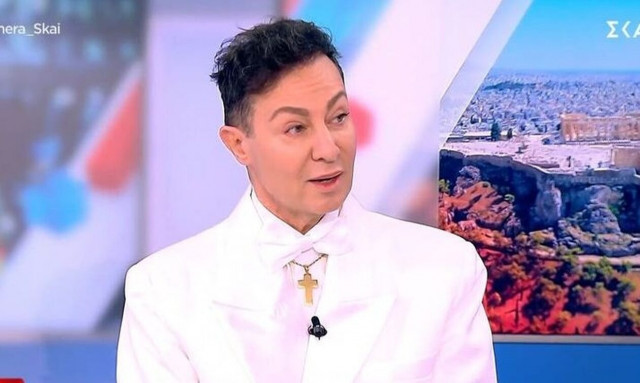 Για τον Κωστέτσο υπάρχει και «σωστή εκδοχή ενός γκέι» - Τι θέλει να πει ο ποιητής;