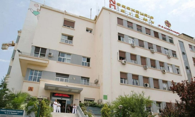 Μέγαρα: Πολύ κρίσιμη η κατάσταση του 4χρονου που ξυλοκόπησε ο σύντροφος της μητέρας του