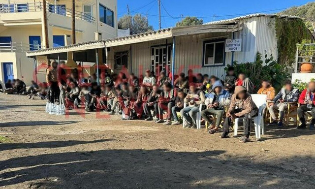 Ηράκλειο: Σκάφος με 117 μετανάστες εντοπίστηκε στους Καλούς Λιμένες