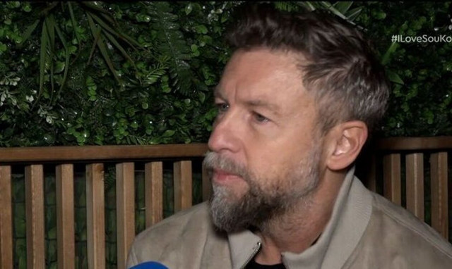 Γιάννης Βαρδής: Έχω πίκρα που είχα βάλει υπογραφή στον γάμο του πατέρα μου όταν ήταν άρρωστος