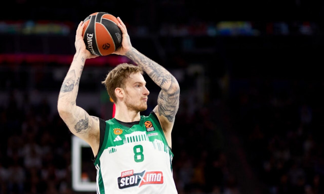 Παναθηναϊκός AKTOR: Απρόοπτο με Μπαλτσερόφσκι - Στο νοσοκομείο με ενοχλήσεις