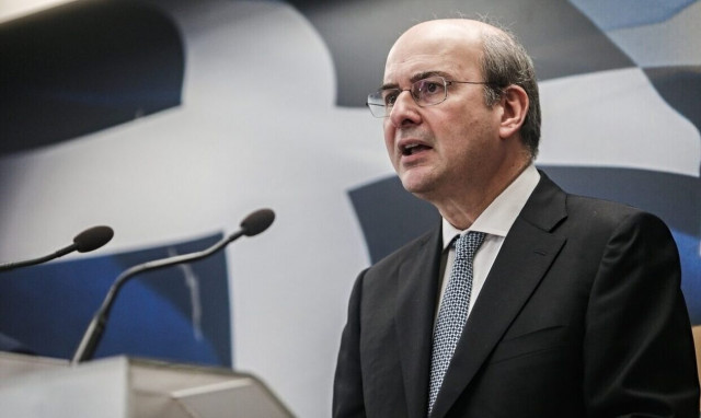 Κωστής Χατζηδάκης: Εξηγεί μέσω TikTok τις πέντες αλλαγές που φέρνει το νομοσχέδιο για τις παραλίες