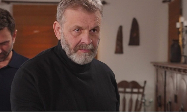 Η Γη της Ελιάς: Ο Απόστολος Γκλέτσος μπαίνει στο σημερινό επεισόδιο της σειράς