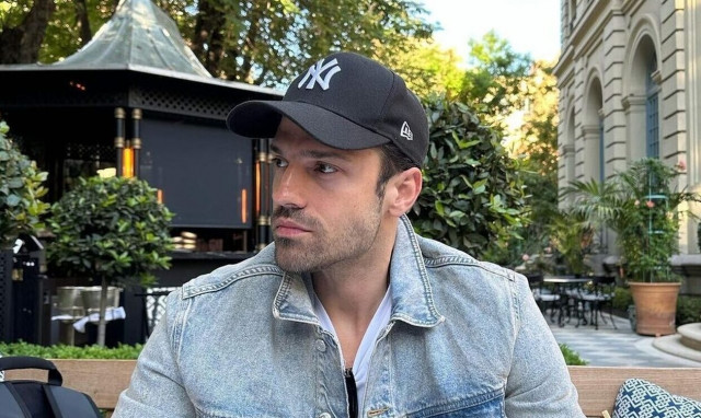 Κωνσταντίνος Αργυρός για Γιώργο Νταλάρα: «Είμαι ένα τίποτα μπροστά του»