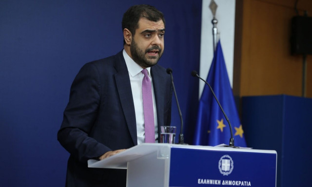 Μαρινάκης για Σαμαρά: «Η αποχή είναι κοινοβουλευτική στάση, το γνωρίζει και ο ίδιος»