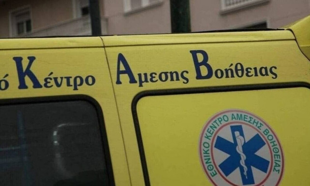 Σε κρίσιμη κατάσταση ντελιβεράς μετά από τροχαίο στη Θήβα