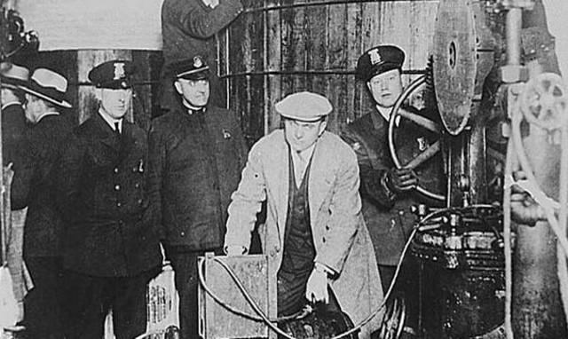 Σαν σήμερα 1920: Αρχίζει η Ποτοαπαγόρευση στις ΗΠΑ