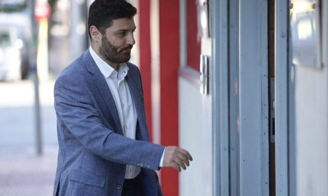 Τεμπονέρας: Δεν υπάρχει κανένα θέμα να τεθεί κομματική πειθαρχία για ομόφυλα ζευγάρια