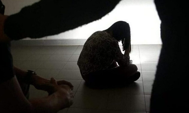 Κολωνός: Υπερασπίζεται την 30χρονη η 17χρονη - «Μόνη μου έβρισκα πελάτες, είναι αθώα»