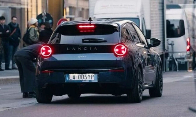 Αυτό είναι το πίσω μέρος του νέου Lancia Ypsilon
