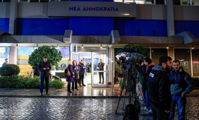 Αιμορραγεί η Νέα Δημοκρατία για το νομοσχέδιο για τα ομόφυλα ζευγάρια