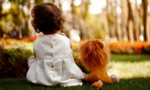 Η μικρή Αιμιλία πάσχει από λευχαιμία και χρειάζεται άμεσα τη βοήθειά μας! 