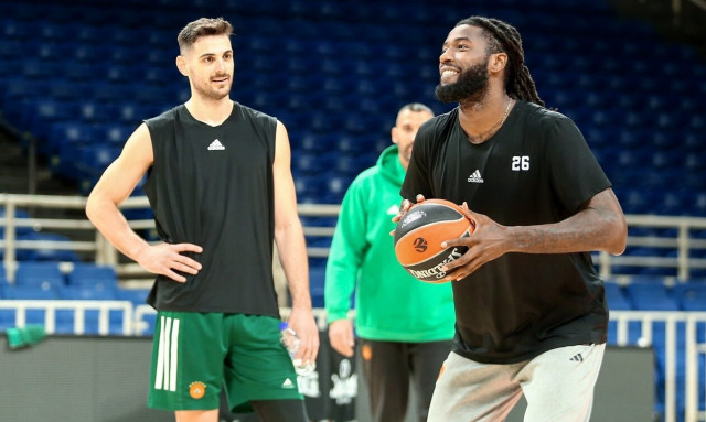 Παναθηναϊκός AKTOR: Ίωση ο Αντετοκούνμπο, ενοχλήσεις ο Λεσόρ