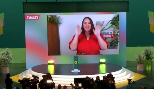 Σάλος με την αρχηγό των Πρασίνων της Γερμανίας:  Δεν γνώριζε πόσο είναι η μέση σύνταξη στην χώρα