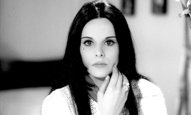 Έλενα Ναθαναήλ: Το πραγματικό της επώνυμο και το βιβλίο για τα τυφλά παιδιά