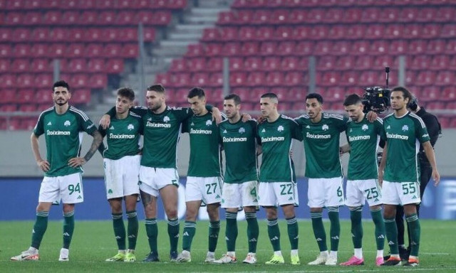 Μια ενδεκάδα του Παναθηναϊκού με τον Μπακασέτα μέσα