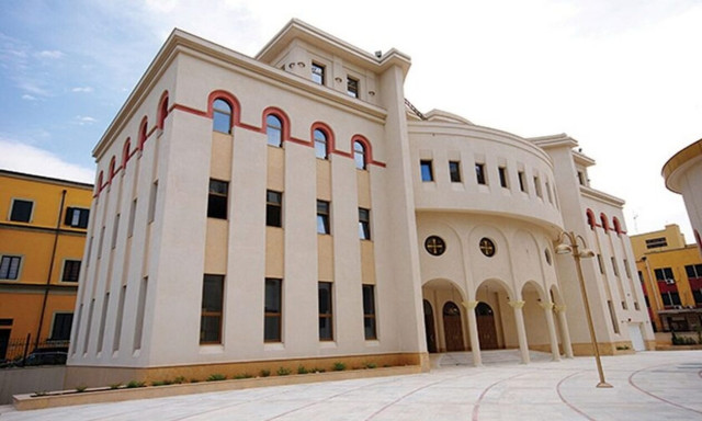 Εκκλησία Αλβανίας για γάμο ομόφυλων ζευγαριών: Το παρά φύσιν δεν καθίσταται κατά φύσιν με διατάξεις