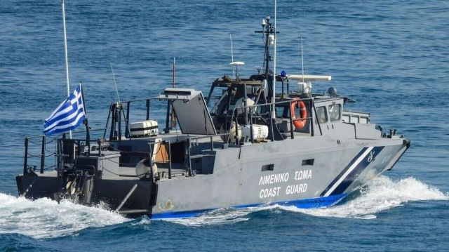 Γαύδος: Διάσωση 42 ατόμων - Χειροπέδες στους διακινητές που ζητούσαν 3.200 δολάρια το κεφάλι