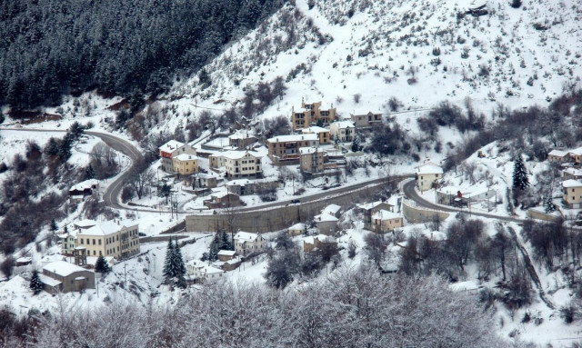 Στα «λευκά» η Φλώρινα: Αποφυγή άσκοπων μετακινήσεων ζητούν οι δήμοι από τους κατοίκους