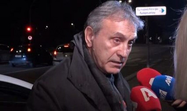 Γιώργος Νταλάρας: Οι δηλώσεις στους δημοσιογράφους που «άναψαν» φωτιές και η παρέμβαση Μπογιόπουλου