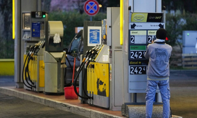 Χάος στην Ερυθρά Θάλασσα: Η αγορά πετρελαίου ετοιμάζεται για παρατεταμένη κρίση