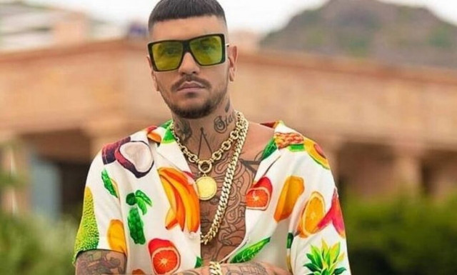 Snik: «Ο Νταλάρας είναι αυτός που τα είχε με τη Βίσση;»