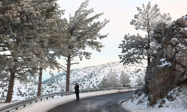 Κλέαρχος Μαρουσάκης: Πότε θα σταματήσει ο αέρας - Ο καιρός όλης της εβδομάδας