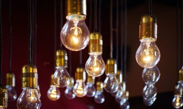 Τιμολόγια ηλεκτρικού ρεύματος: Επεξεργάζονται υβριδικά προϊόντα