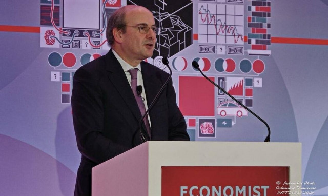 Economist 'World Ahead 2024' - Hatzidakis outlines 2024 economic policy