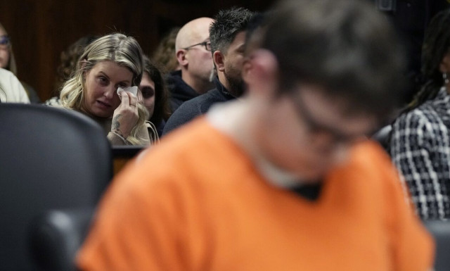 ΗΠΑ: Γονείς δικάζονται για ανθρωποκτονία εξ αμελείας για τις δολοφονίες που έκανε ο γιος τους