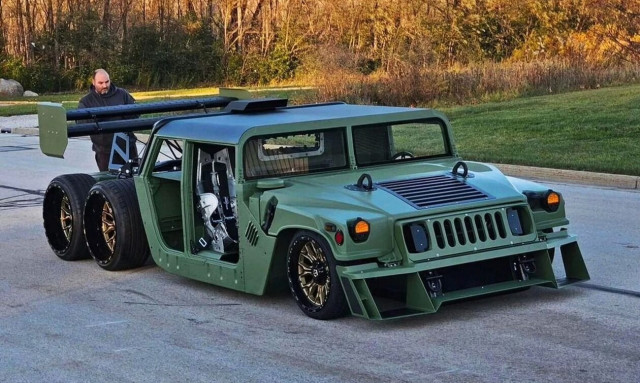 Και όμως! Αυτό το θηρίο πωλείται στο διαδίκτυο!