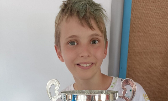 12χρονος ξεπέρασε το IQ του Αϊνστάιν και του Στίβεν Χόκινγκ