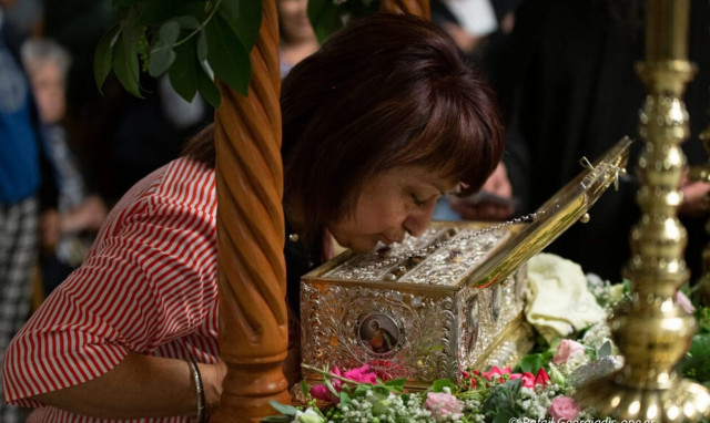 Με τιμές αρχηγού κράτους η υποδοχή της Αγίας Ζώνης στην Κύπρο