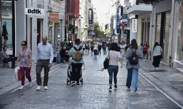 Μισθός και επίδομα για τους ανέργους