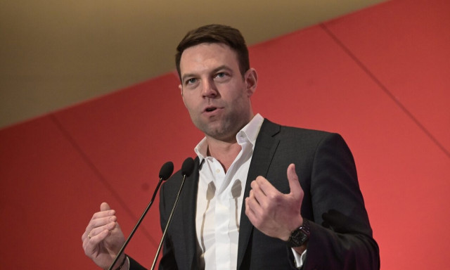 ΣΥΡΙΖΑ: Περιμένει με αγωνία τις δημοσκοπήσεις στον απόηχο των Σπετσών