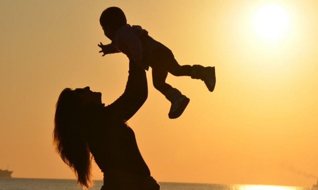 H οικογένεια πρέπει να στηρίζεται στην μητέρα